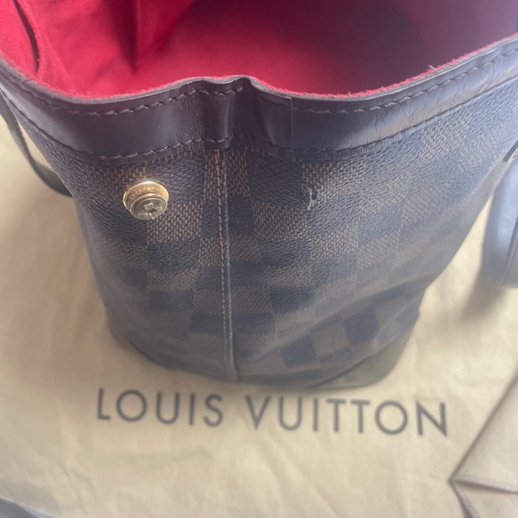 Louis Vuitton Hampstead PM - Picture 8 of 16